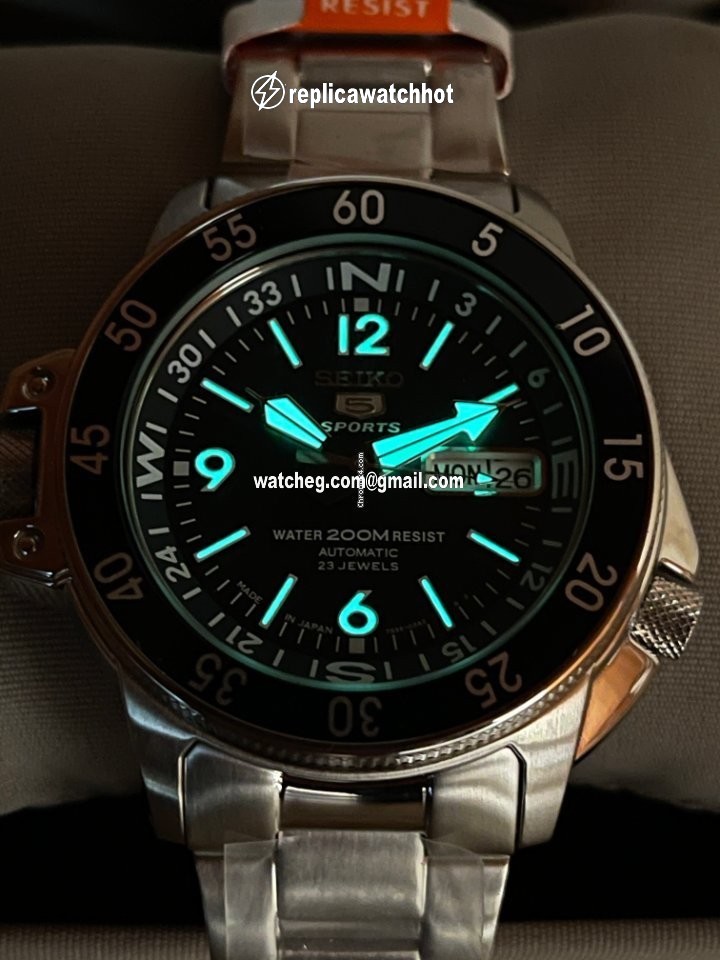 Seiko Mens watch Unisex Automatic Steel SKZ209J1 4