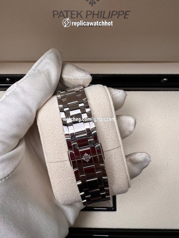 Patek Philippe Annual Calendar Mens watch Unisex Automatic Steel 4947 1A-001 4