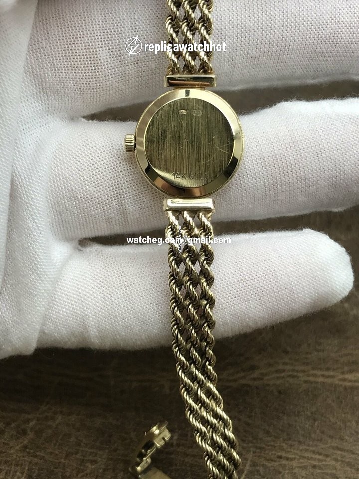 Omega Quartz Yellow gold 14K 4