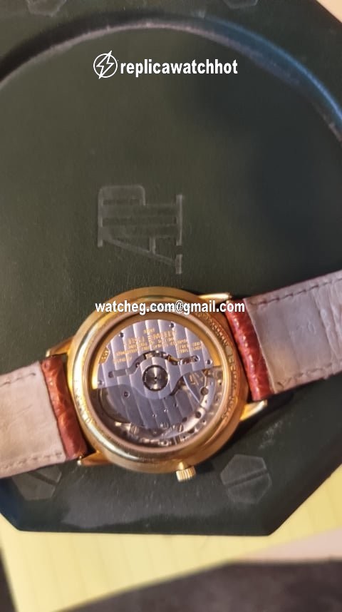 Audemars Piguet Mens watch Unisex Automatic Yellow gold 25720 4