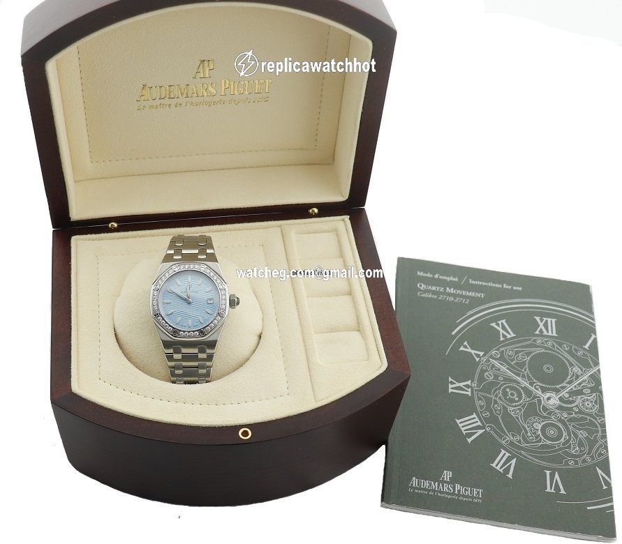 Audemars Piguet Royal Oak Lady Womens watch Quartz Steel 67601ST 4