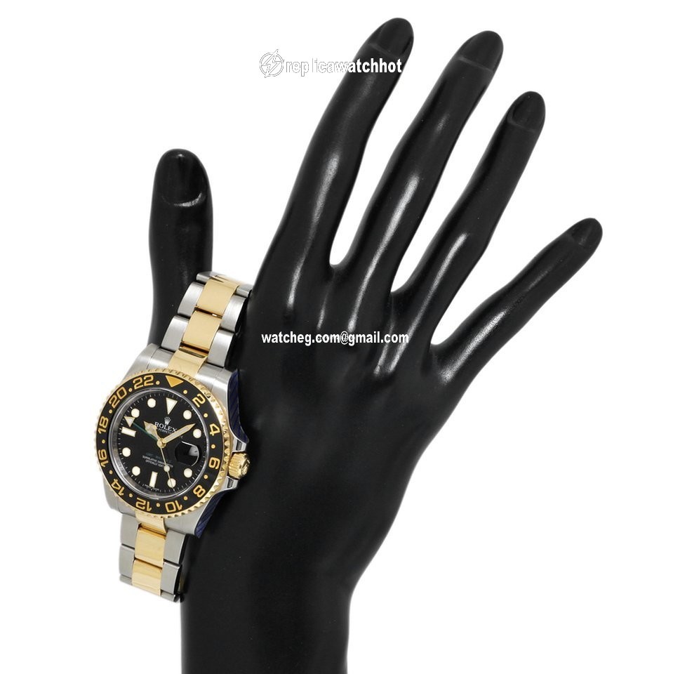 Rolex GMT-Master II Steel Automatic II 116713LN 4