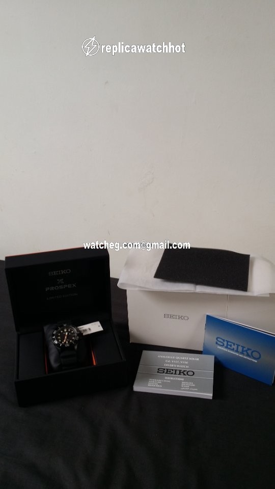 Seiko Prospex Mens watch Unisex Quartz Steel SNE493P1 4