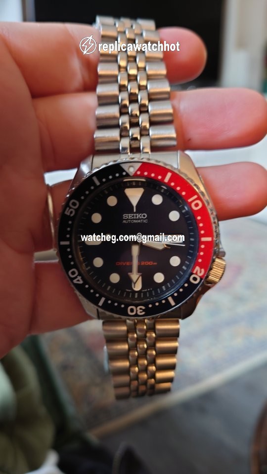 Seiko Mens watch Unisex Automatic Steel SKX007K2 4