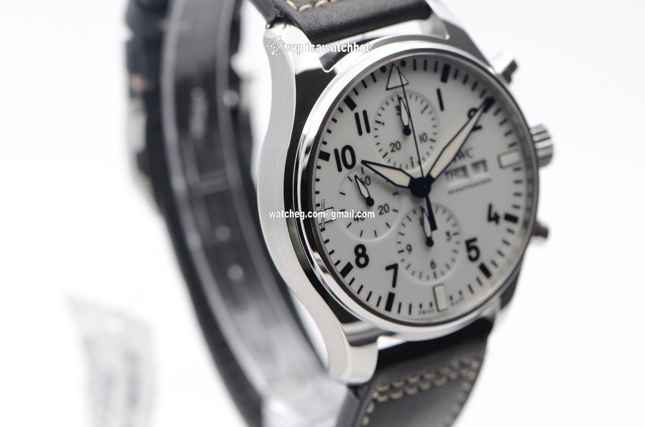 IWC Pilot Chronograph Mens watch Unisex Automatic Steel IW377725 4