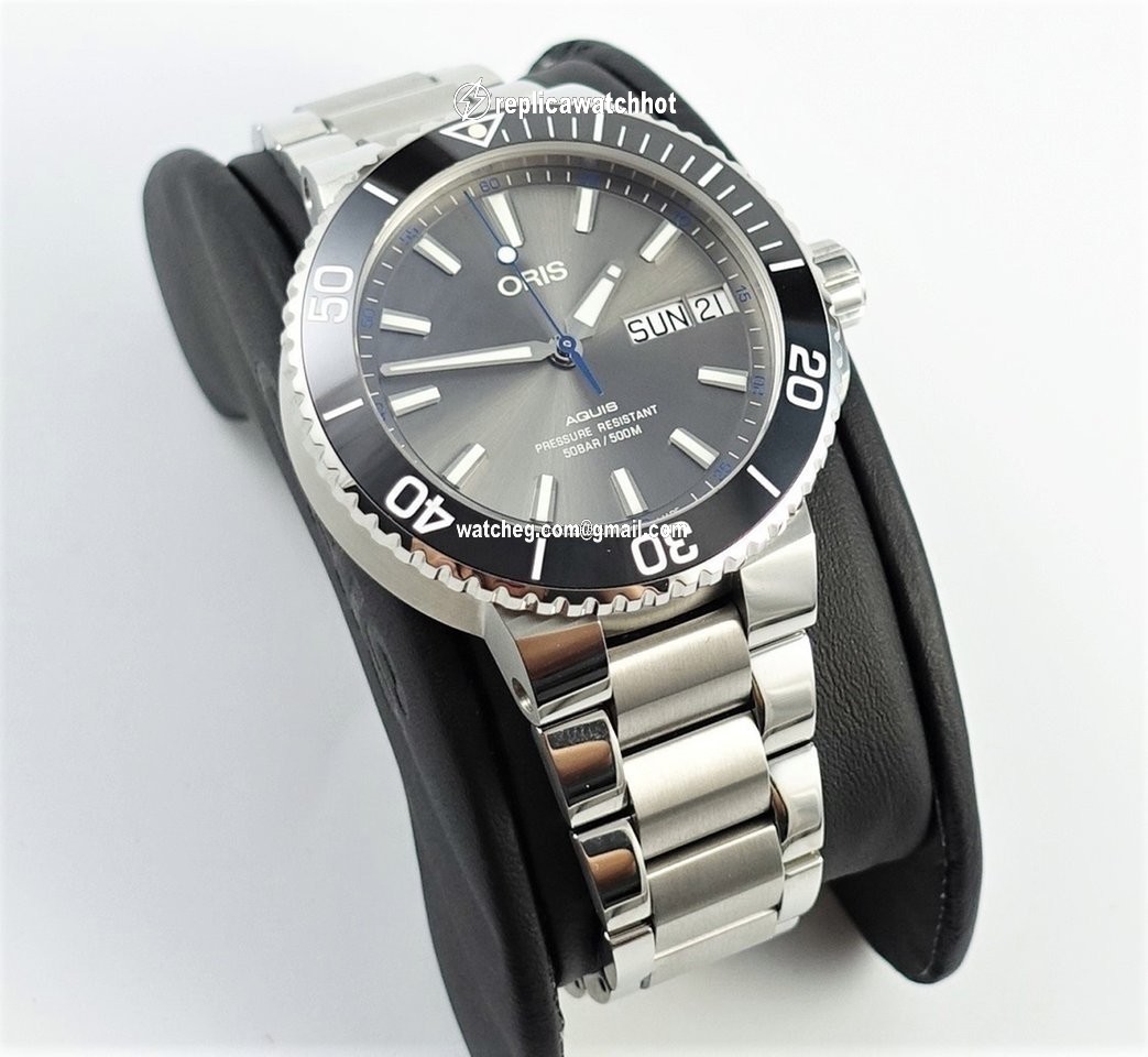 Oris Hammerhead Limited Edition Mens watch Unisex Automatic Steel 01 752 7733 4183-Set MB 4