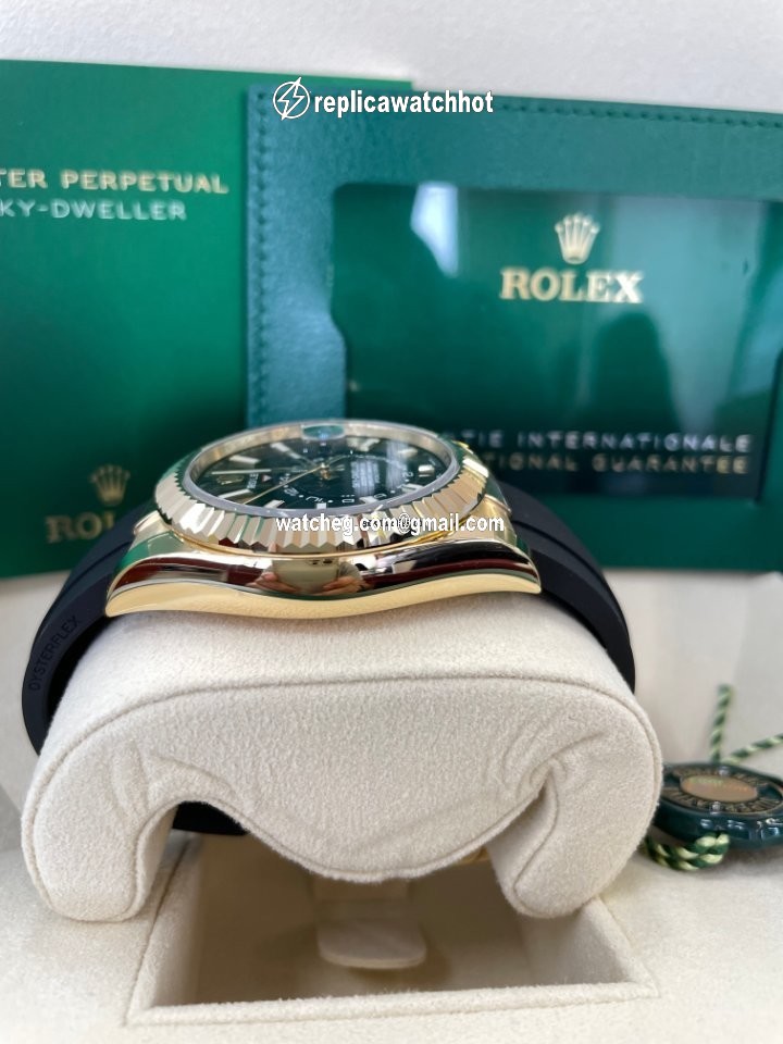Rolex Sky-Dweller Mens watch Unisex Yellow gold Automatic 326238-0009 4