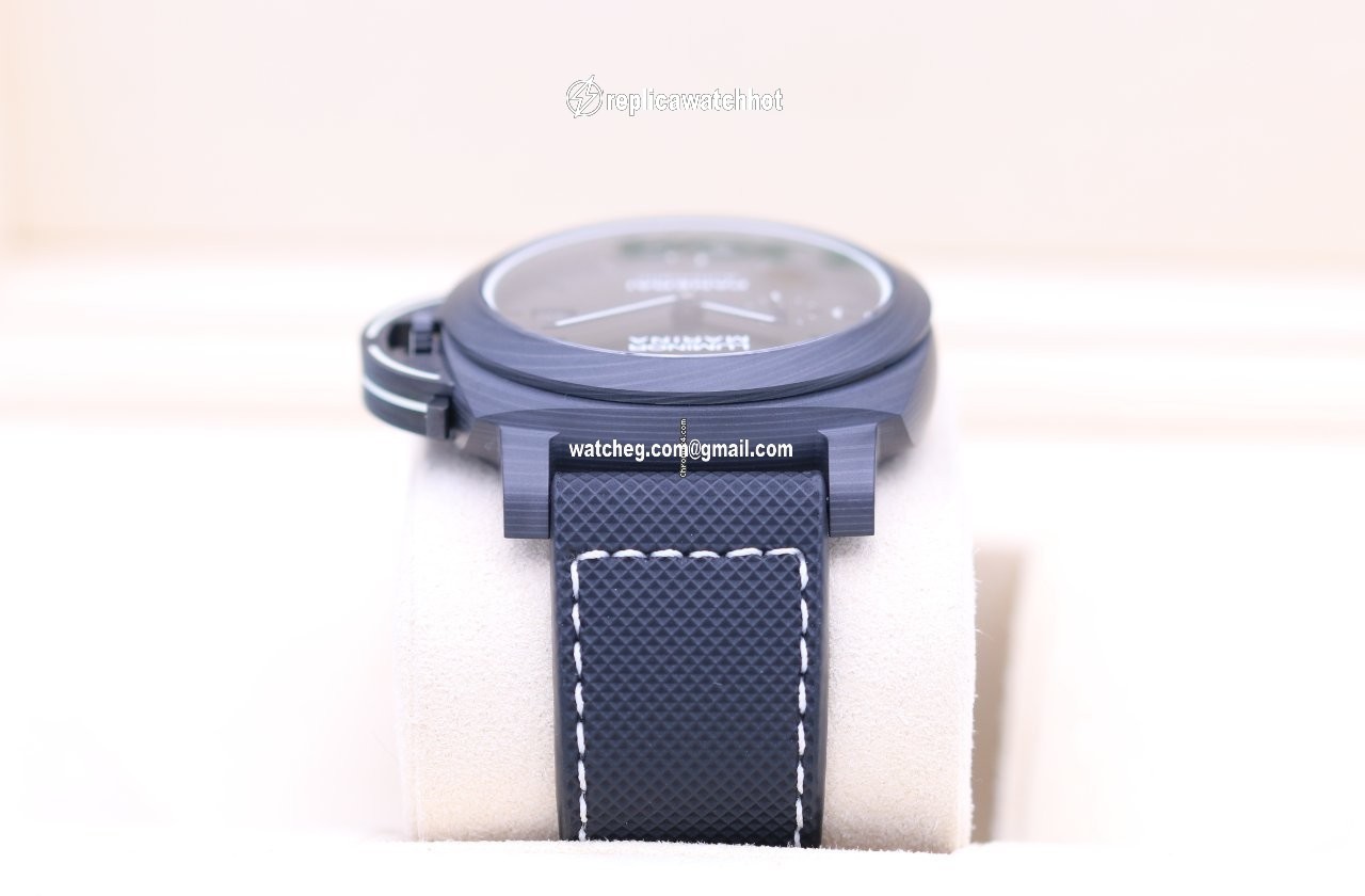 Panerai Luminor Marina Mens watch Unisex Automatic Carbon PAM 01118 4