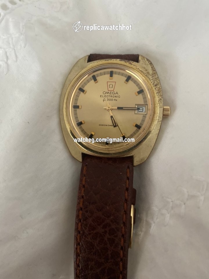 Omega Mens watch Unisex Quartz 198.031 4