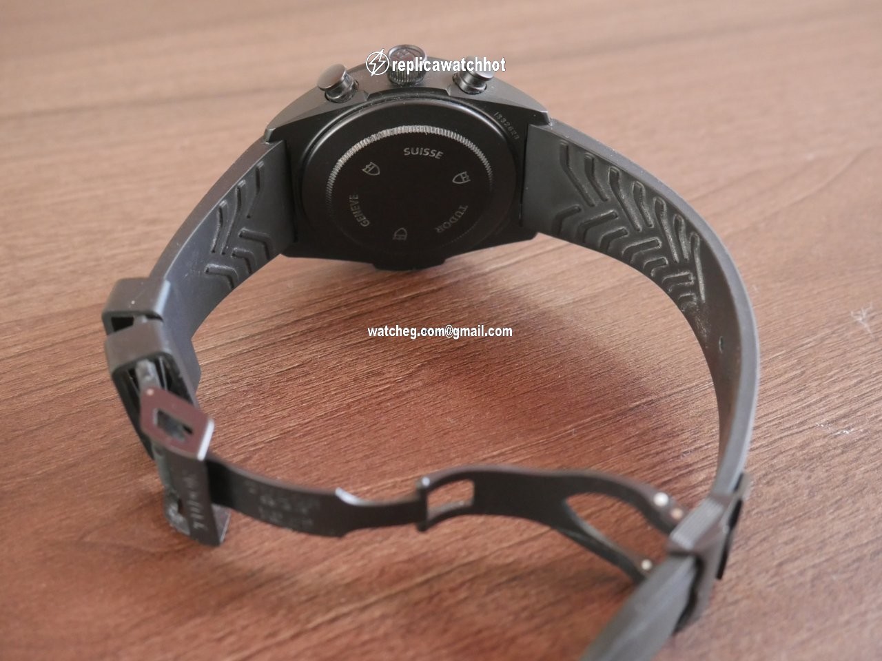 Tudor Fastrider Black Shield Mens watch Unisex Automatic Ceramic 42000CR 4