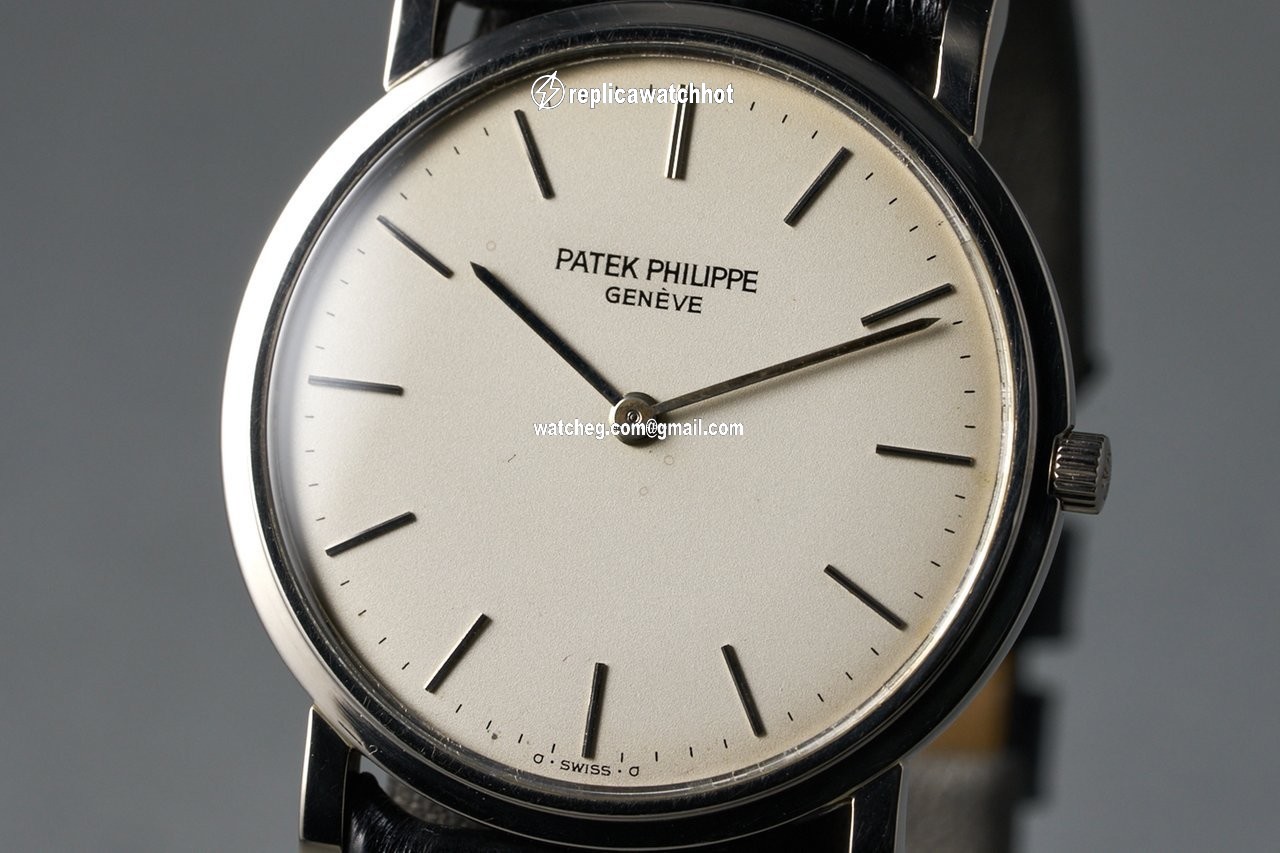 Patek Philippe Calatrava Mens watch Unisex Manual winding White gold 3520G 4