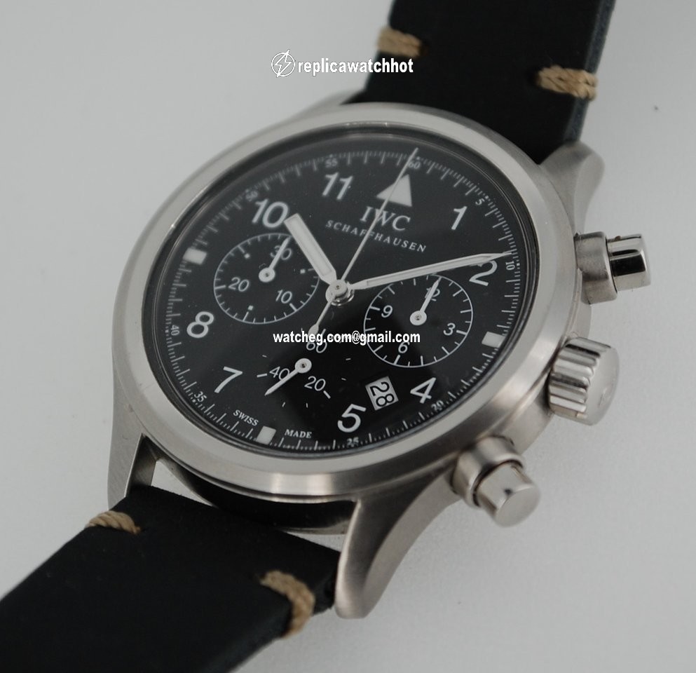 IWC Pilot Chronograph Mens watch Unisex Quartz Steel IW3740 4
