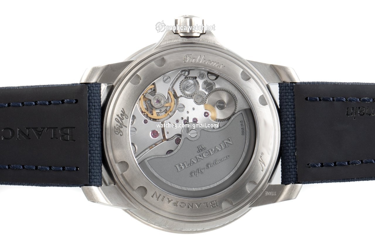 Blancpain Fifty Fathoms Mens watch Unisex Automatic Titanium 5015 12B40 052A 4