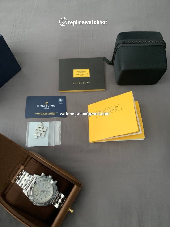 Breitling Chronomat 44 Mens watch Unisex Automatic Steel AB011012 G684-375A 4