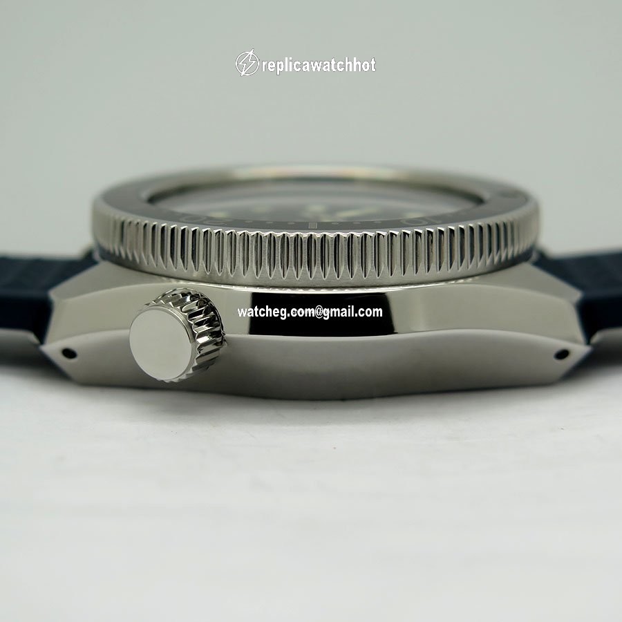 Seiko Prospex SLA039 4
