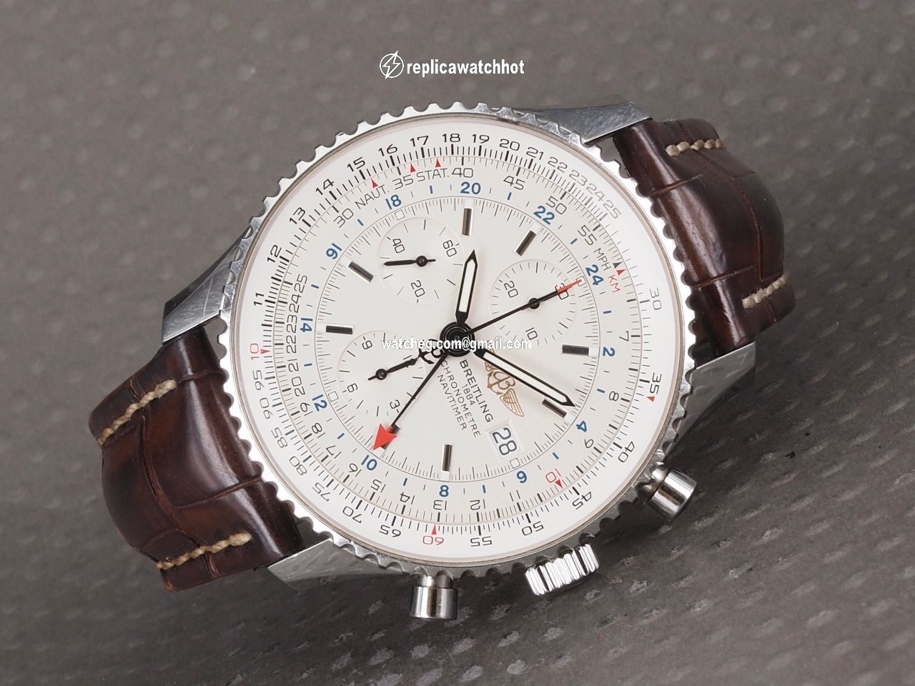 Breitling Navitimer World Mens watch Unisex Automatic Steel A2432212 G571 4