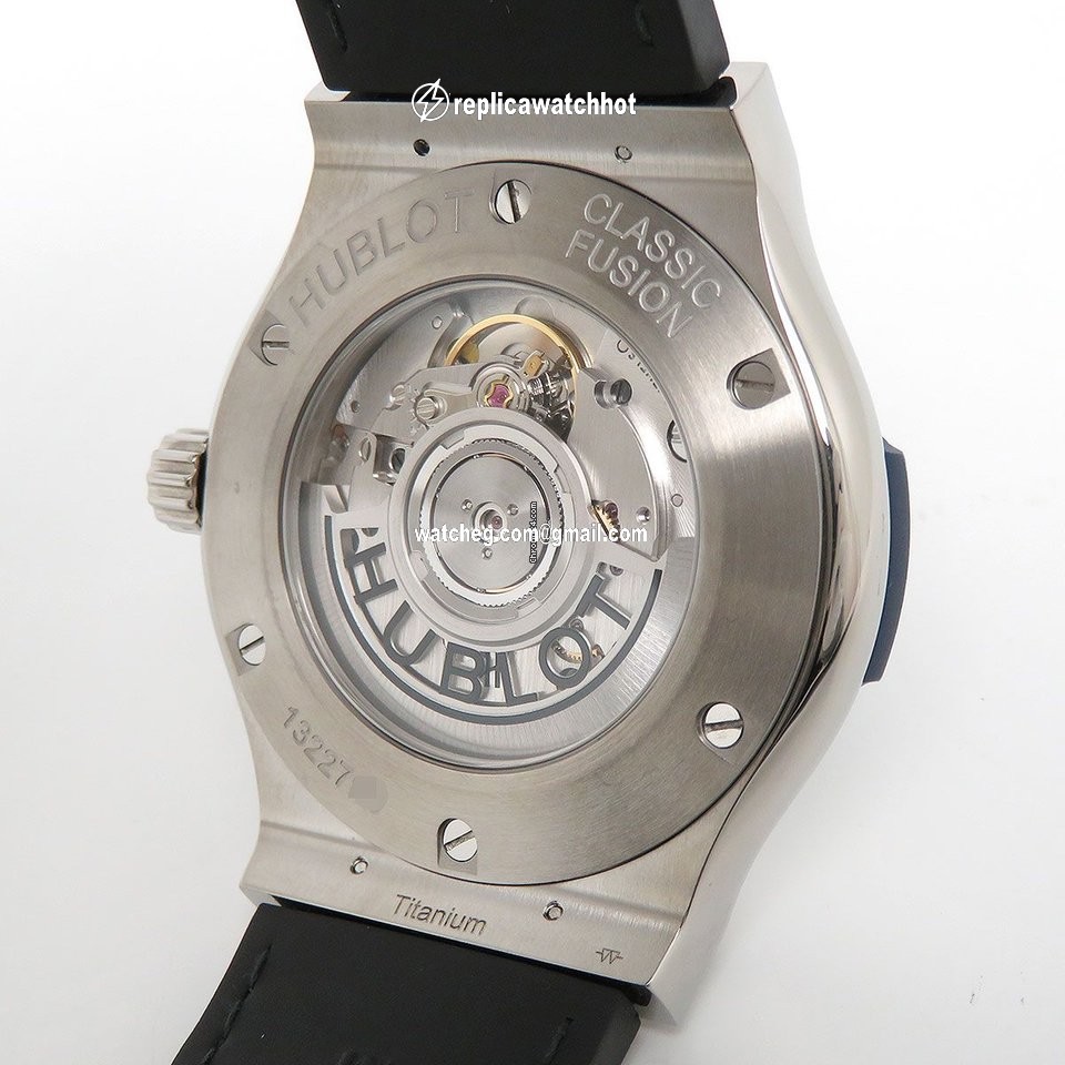 Hublot Classic Fusion 45, 42, 38, 33 mm Mens watch Unisex Automatic Titanium 542.NX.6670.LR.JPN18 4