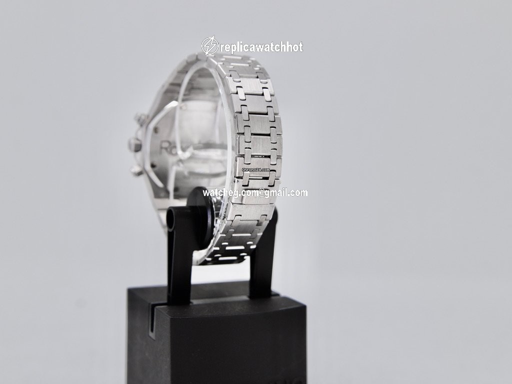 Audemars Piguet Royal Oak Chronograph Automatic White gold 25960BC.OO.1185BC.01 4