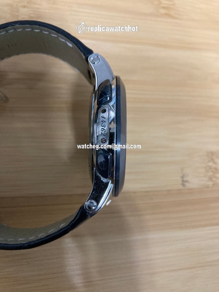 Ulysse Nardin Executive Dual Time Mens watch Unisex Automatic Steel 243-00 43 4