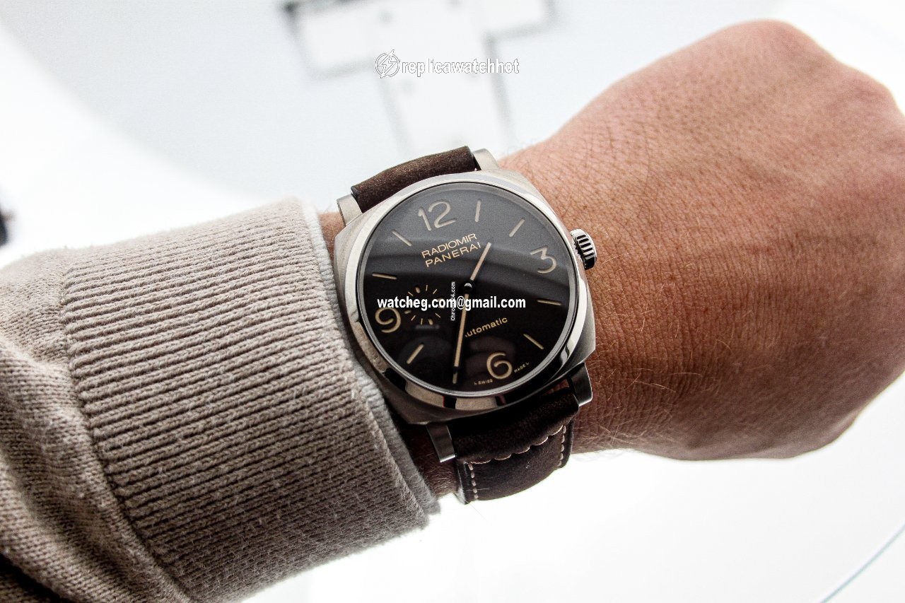 Panerai Radiomir 1940 3 Days Automatic Mens watch Unisex Automatic Titanium PAM 00619 4
