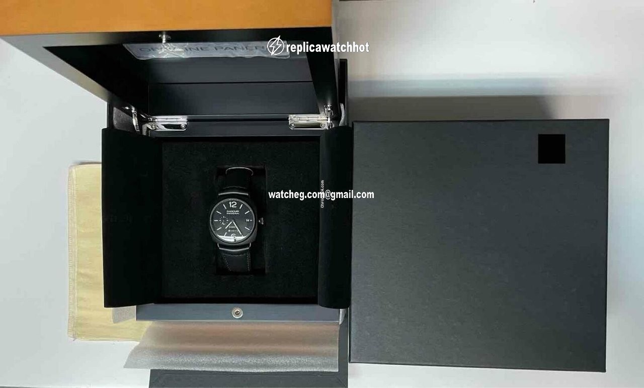 Panerai Radiomir 8 Days Manual winding Ceramic PAM00384 4