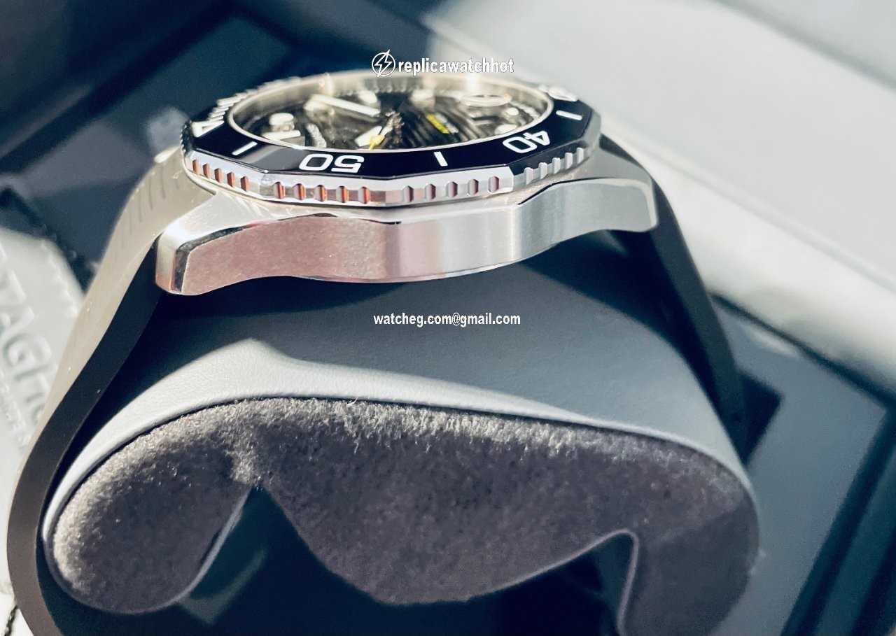 TAG Heuer Aquaracer 300M Mens watch Unisex Automatic Steel WPB201A.FT6197 4