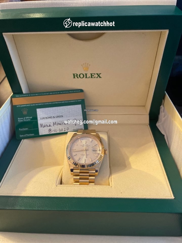 Rolex Day-Date 40 Mens watch Unisex Yellow gold Automatic 228238 sdmip 4