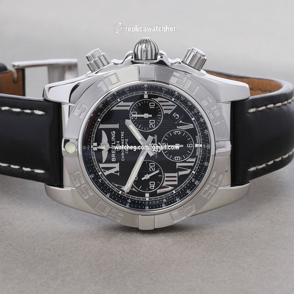 Breitling Chronomat 44 Mens watch Unisex Automatic Steel 44 4