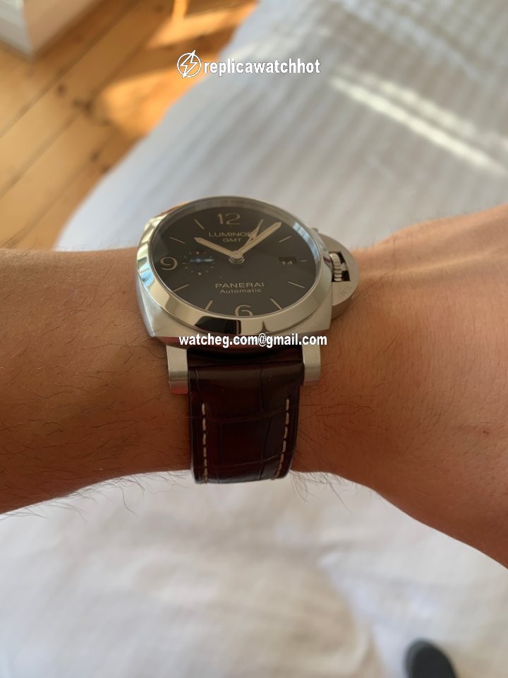 Panerai Luminor 1950 3 Days GMT Automatic Mens watch Unisex Automatic Steel PAM 01320 4