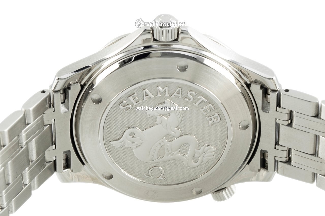 Omega Seamaster Diver 300 M Mens watch Unisex Automatic Steel 212.30.41.20.01.002 4