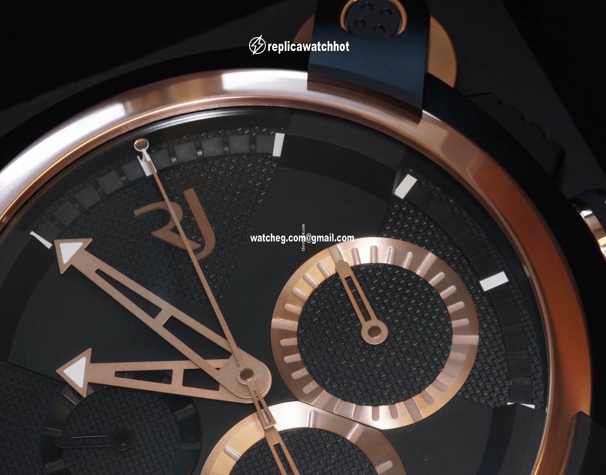 Romain Jerome Moon-DNA Mens watch Unisex Quartz Steel Moon Invaders 4
