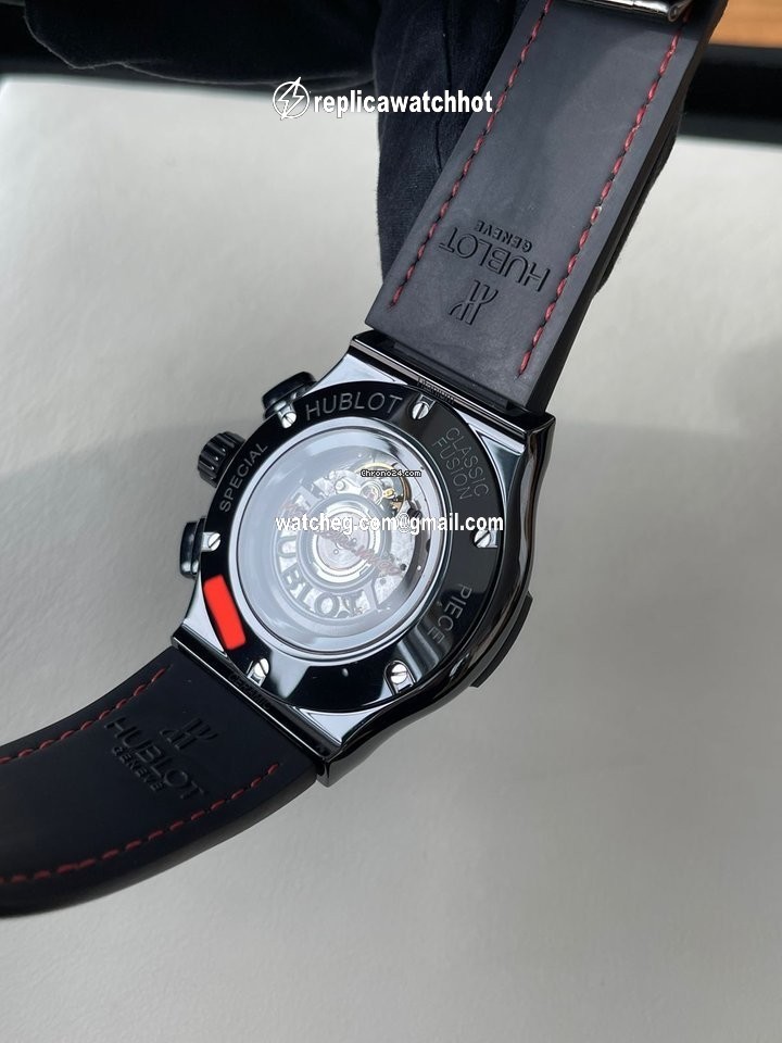 Hublot Classic Fusion Chronograph Mens watch Unisex Automatic Ceramic 521.CM.1737.LR.BYM13 4