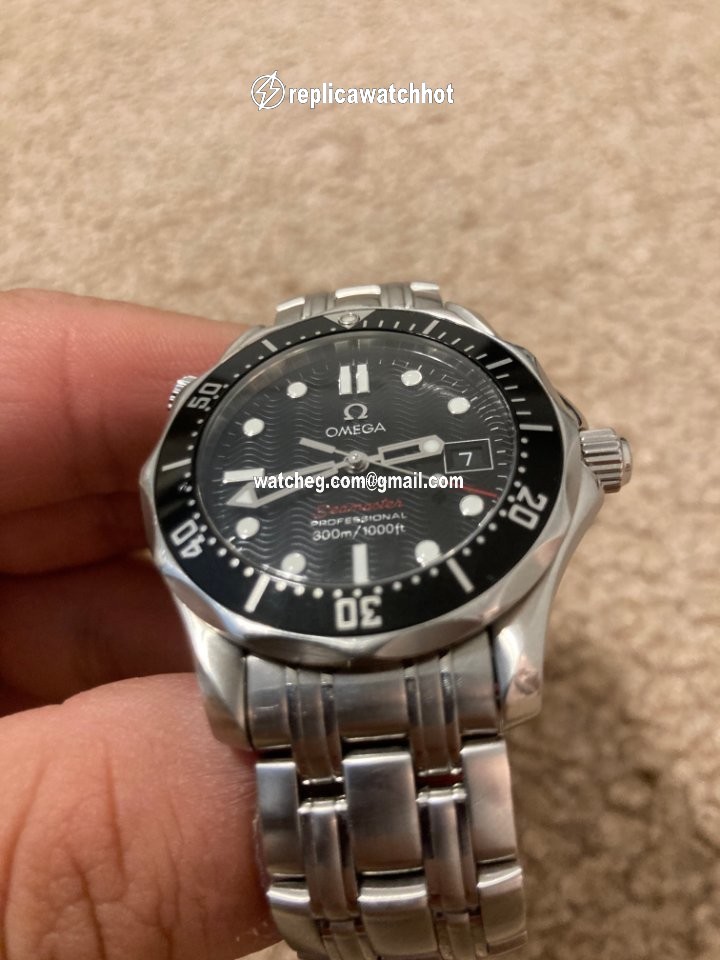 Omega Seamaster Diver 300 M Mens watch Unisex Quartz Steel 21230366101001 4
