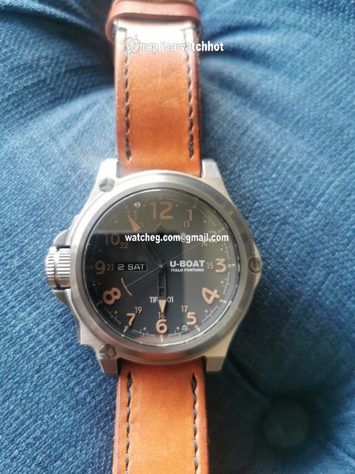 U-Boat Tipo 01 Mens watch Unisex Automatic Titanium 7472 4