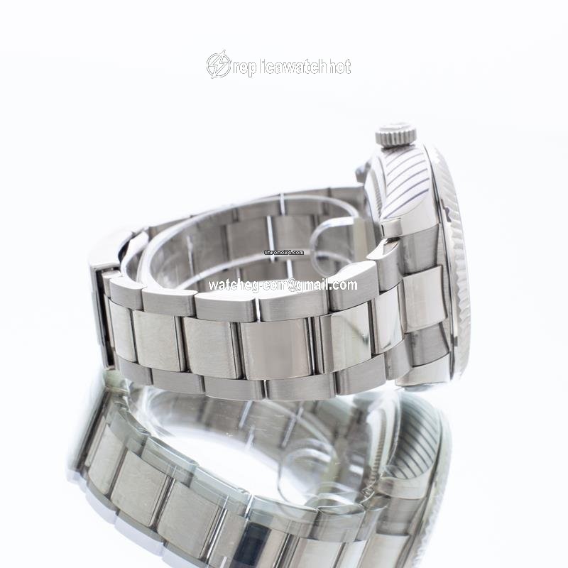 Rolex Sky-Dweller Mens watch Unisex White gold Automatic 326939 4