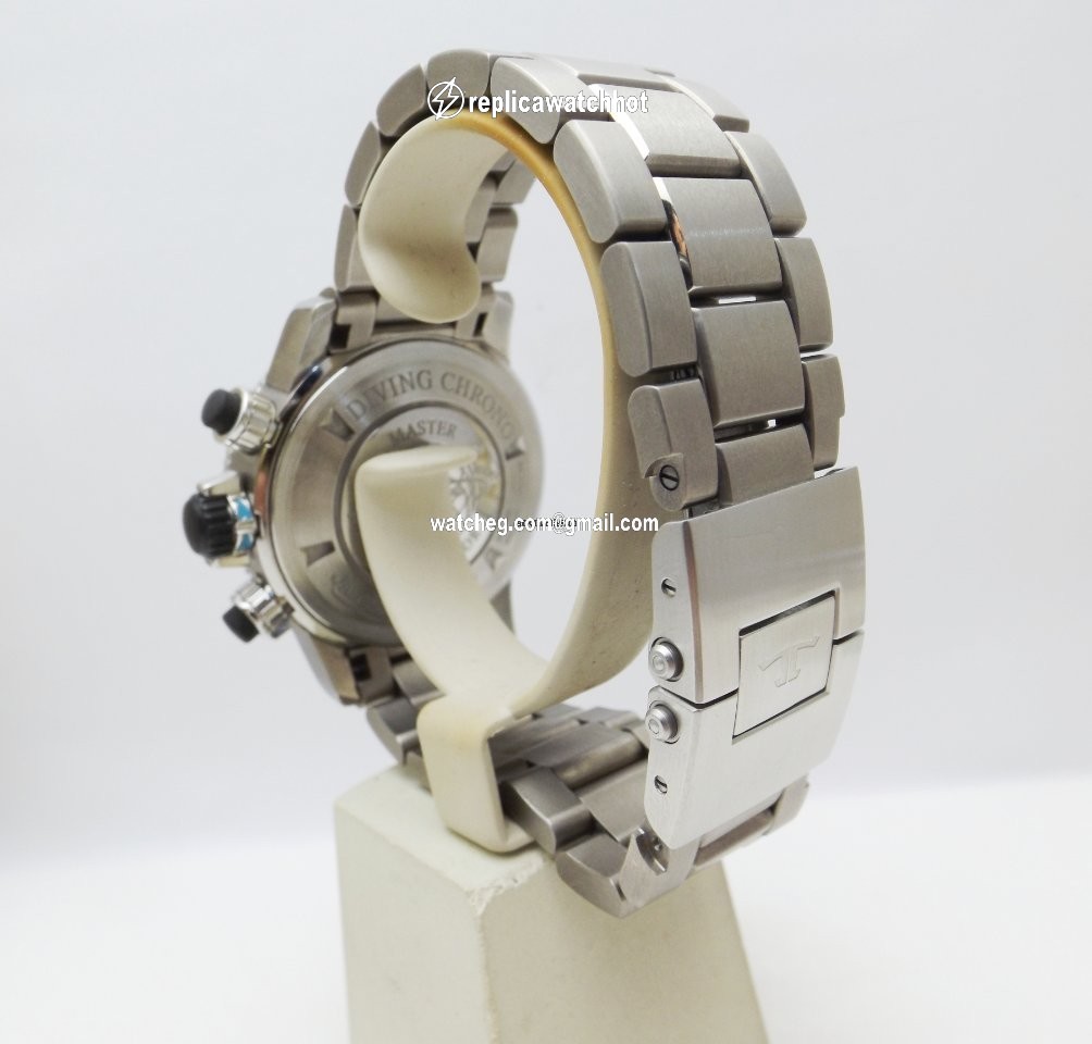 Jaeger-LeCoultre Master Compressor Diving Chronograph Automatic Titanium Q186T170 4