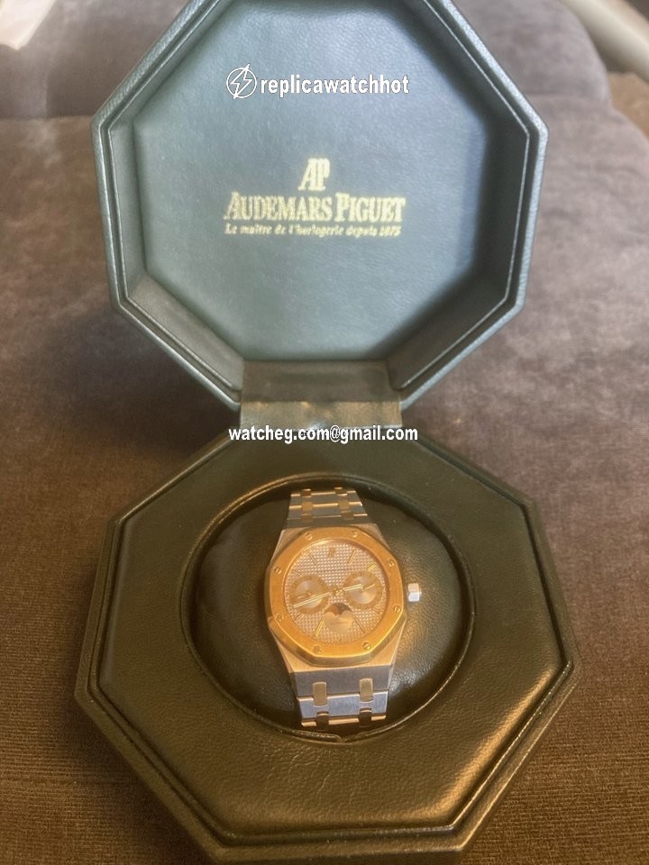 Audemars Piguet Royal Oak Day-Date Mens watch Unisex Automatic 25594SA.OO.0789SA.01 4