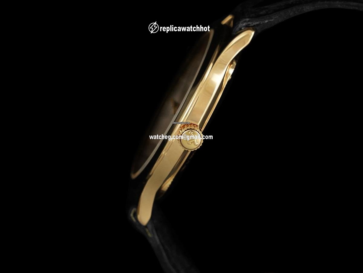 Jaeger-LeCoultre Master Control Mens watch Unisex Automatic Rose gold 8388SH 4