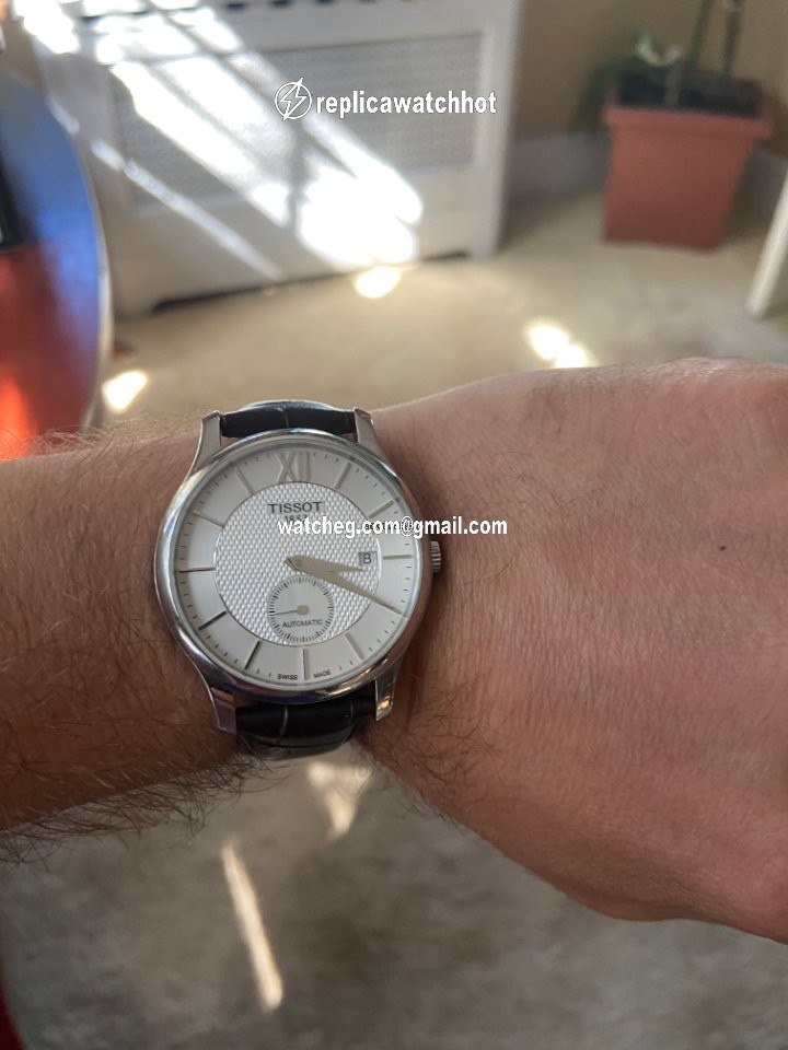 Tissot Tradition Mens watch Unisex Automatic Steel T063.428.16.038.00 4