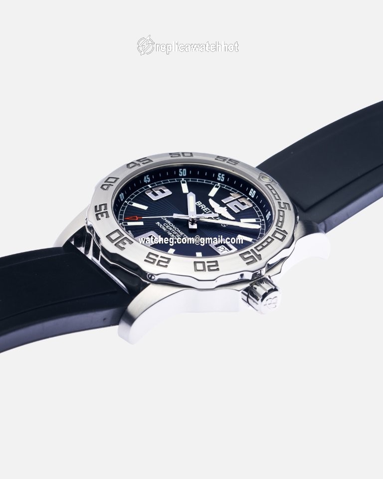 Breitling Colt 44 Mens watch Unisex Quartz Steel A74387 4