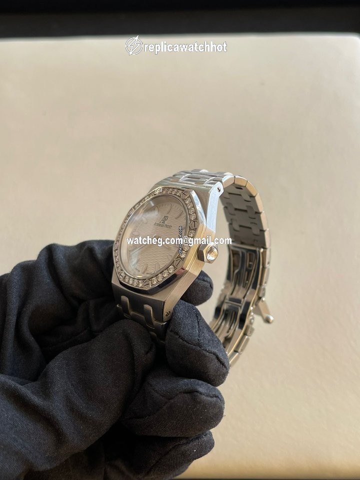 Audemars Piguet Royal Oak Lady Womens watch Quartz Steel 67601ST.ZZ.1210ST.01 4