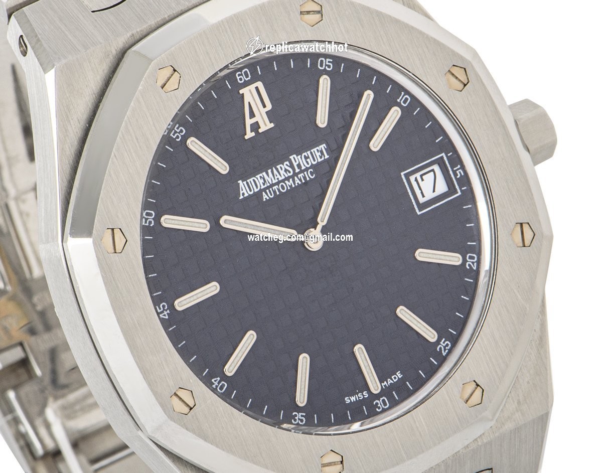 Audemars Piguet Royal Oak Jumbo Mens watch Unisex Automatic Steel 15202ST.OO.0944ST.02 4