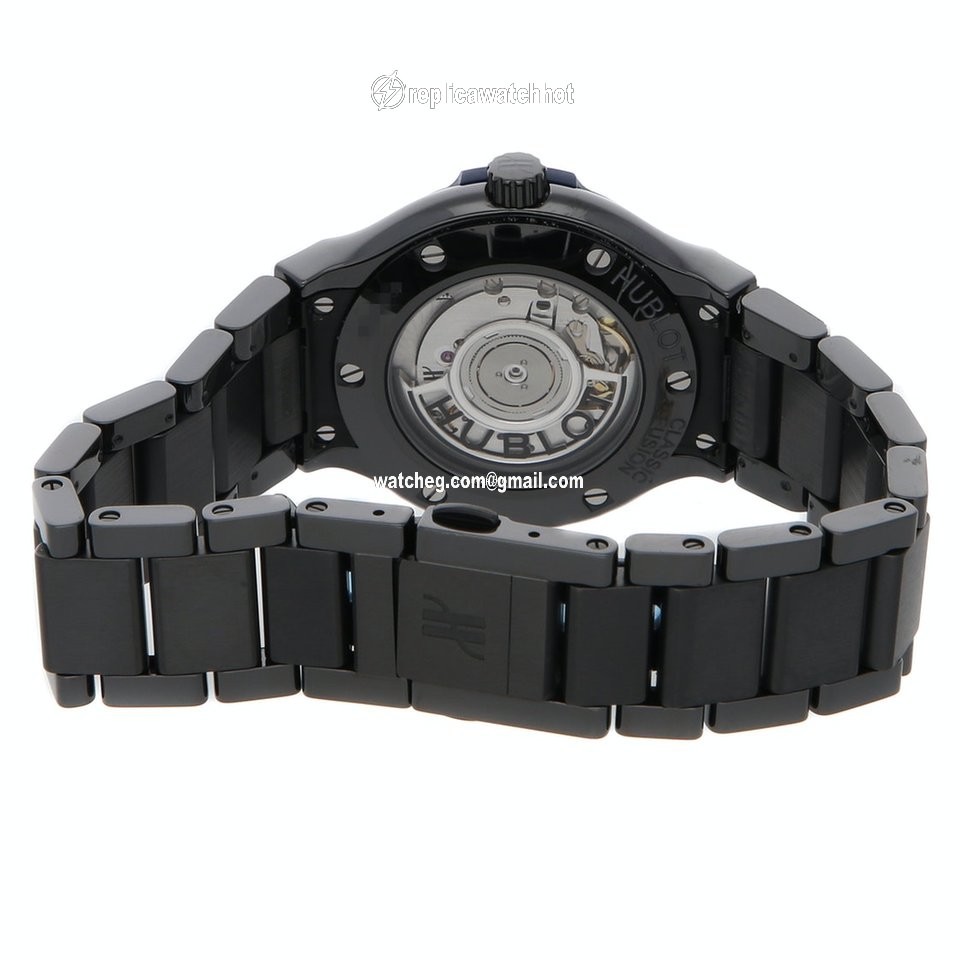 Hublot Classic Fusion 45, 42, 38, 33 mm Womens watch Automatic Ceramic 568.CM.7170.CM.1204 4