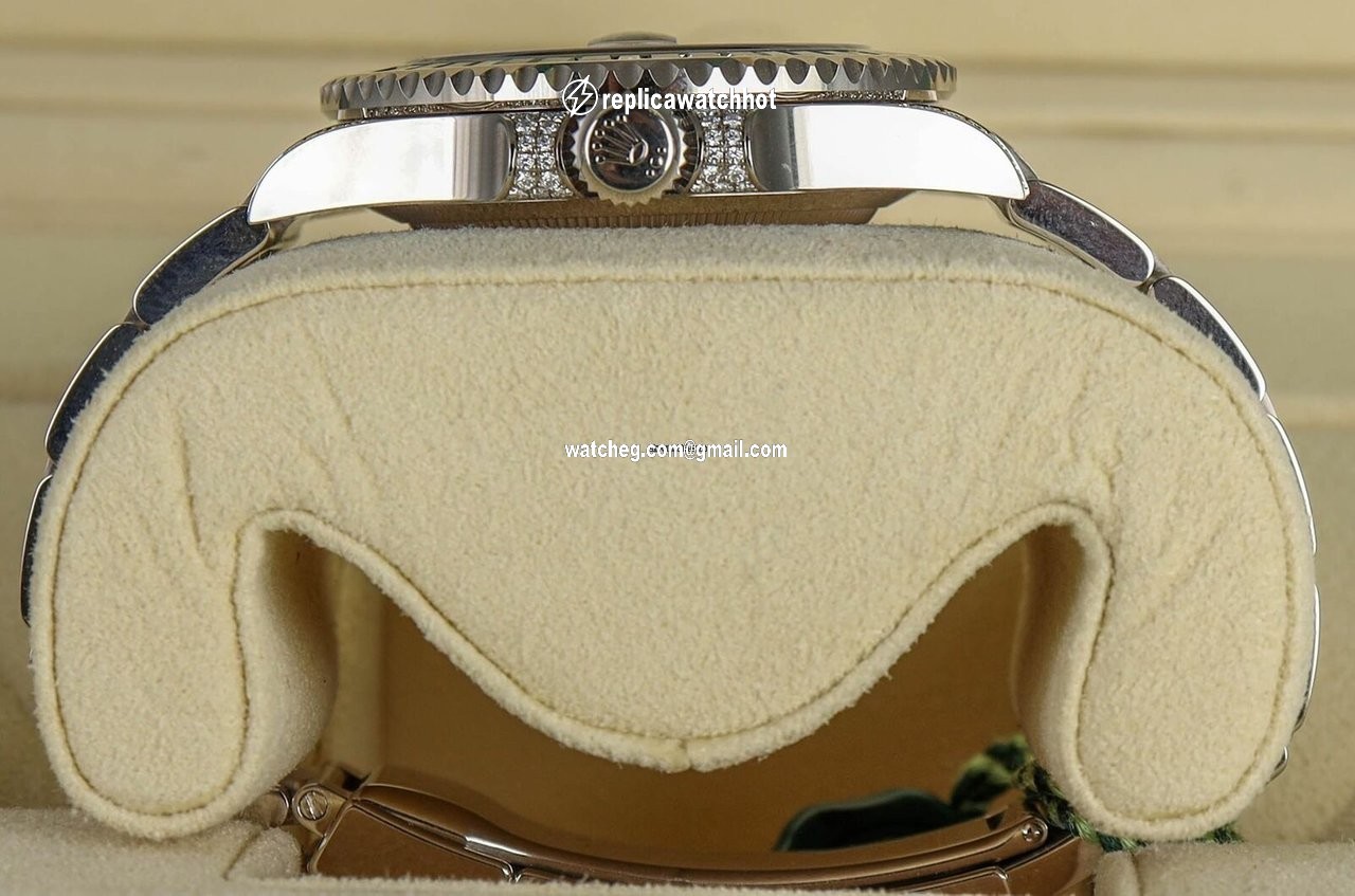 Rolex Submariner Mens watch Unisex White gold Automatic 116659SABR 4