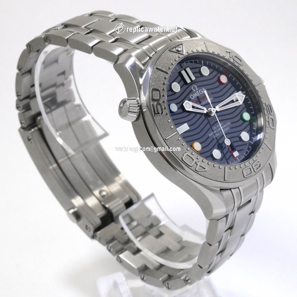 Omega Seamaster Diver 300 M 532.30.42.20.03.001 4