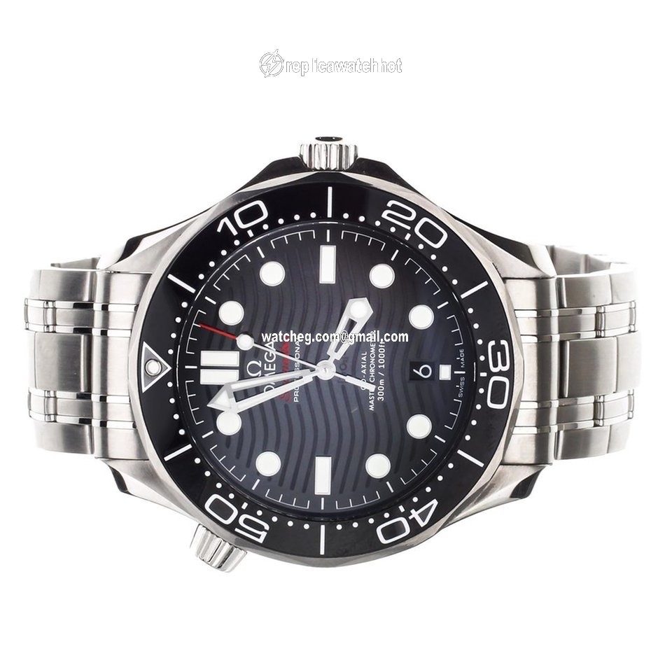 Omega Seamaster Diver 300 M Mens watch Unisex Automatic Steel 21030422001001 4