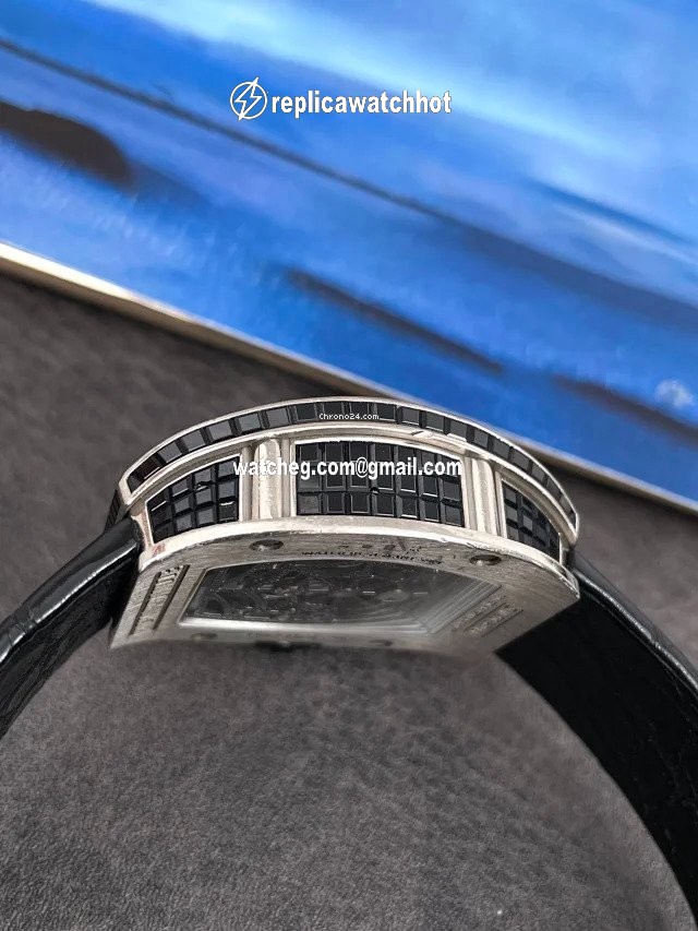 Richard Mille Mens watch Unisex Manual winding White gold RM19 4