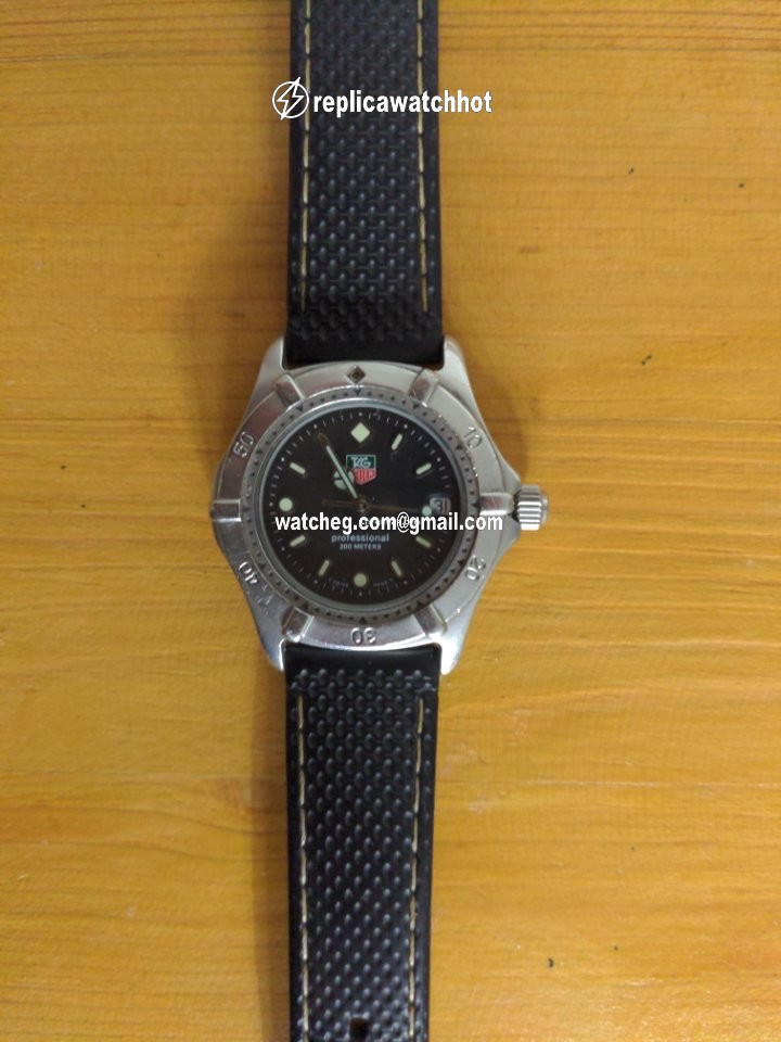 TAG Heuer 2000 Quartz Steel 962.008R 4