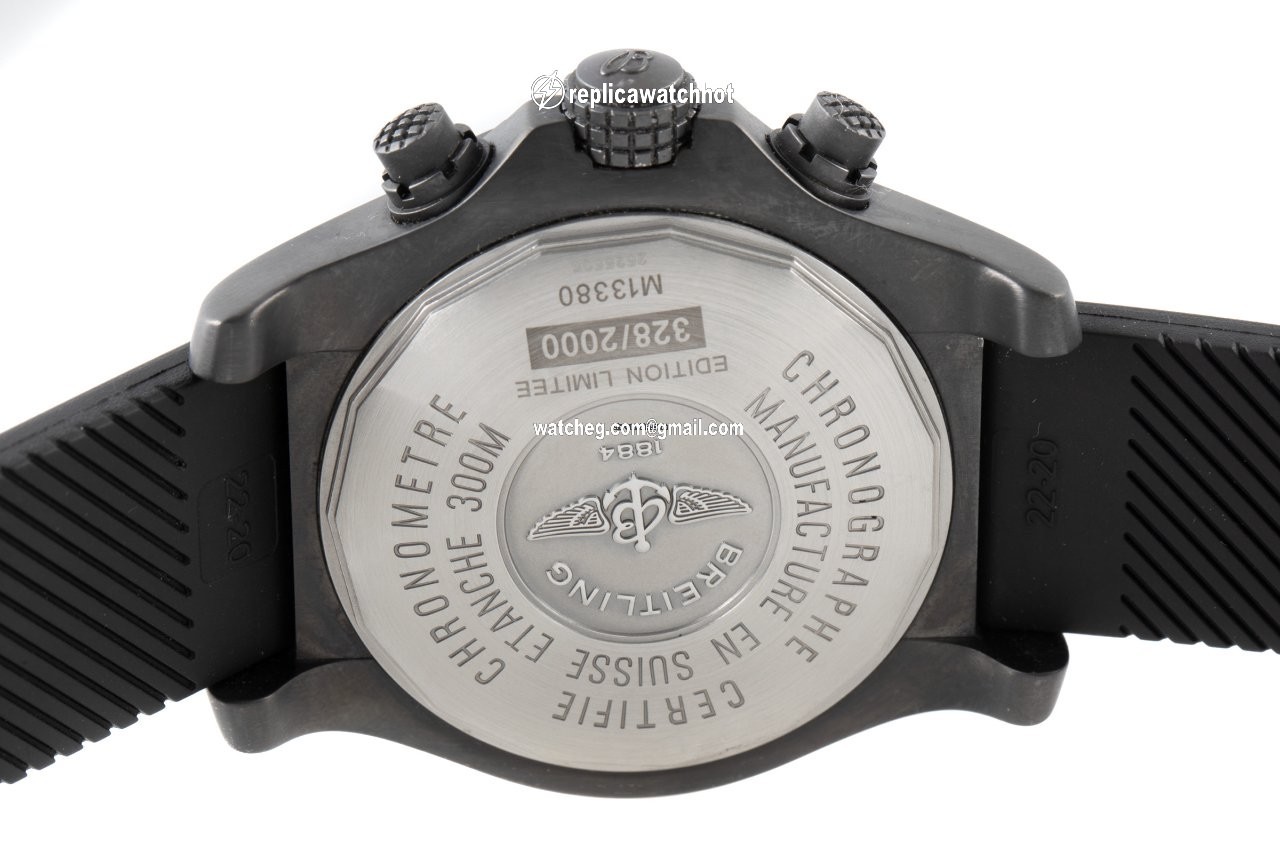 Breitling Avenger Skyland Mens watch Unisex Automatic Steel M13380 4