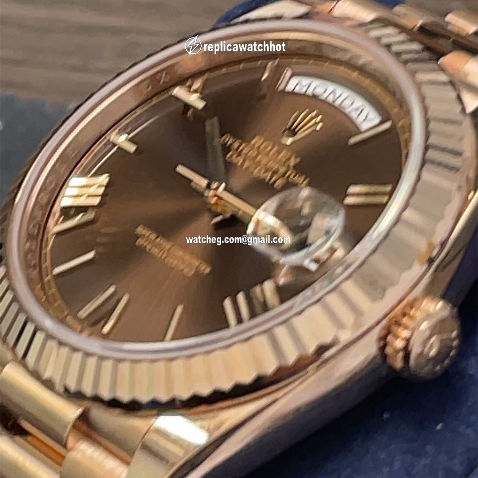 Rolex Day-Date 40 Mens watch Unisex Rose gold Automatic 228235-0006 4